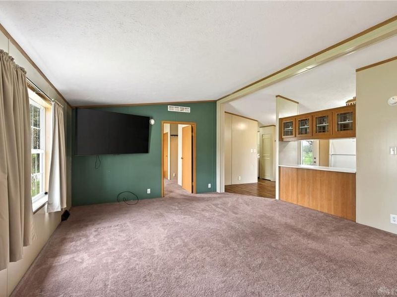 312 E Pike Street, Christiansburg, OH 45389 Photo 8