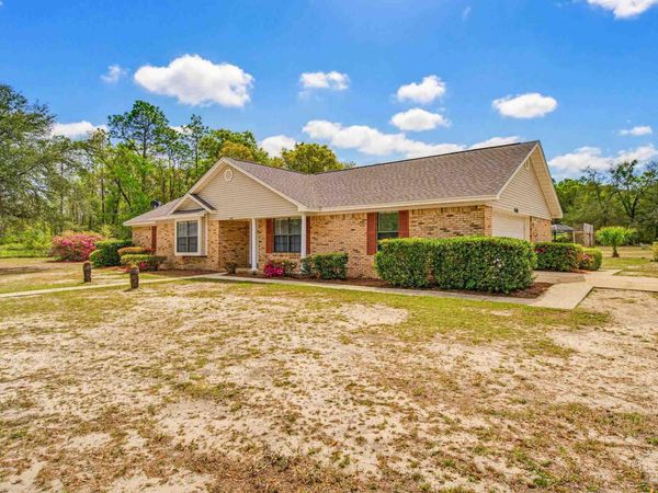 6568 Yellow Hill Dr, Milton, FL 32583