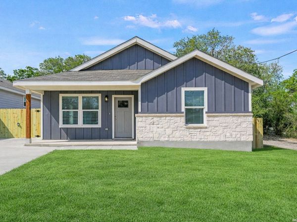 2423 Hicks, San Antonio, TX 78210