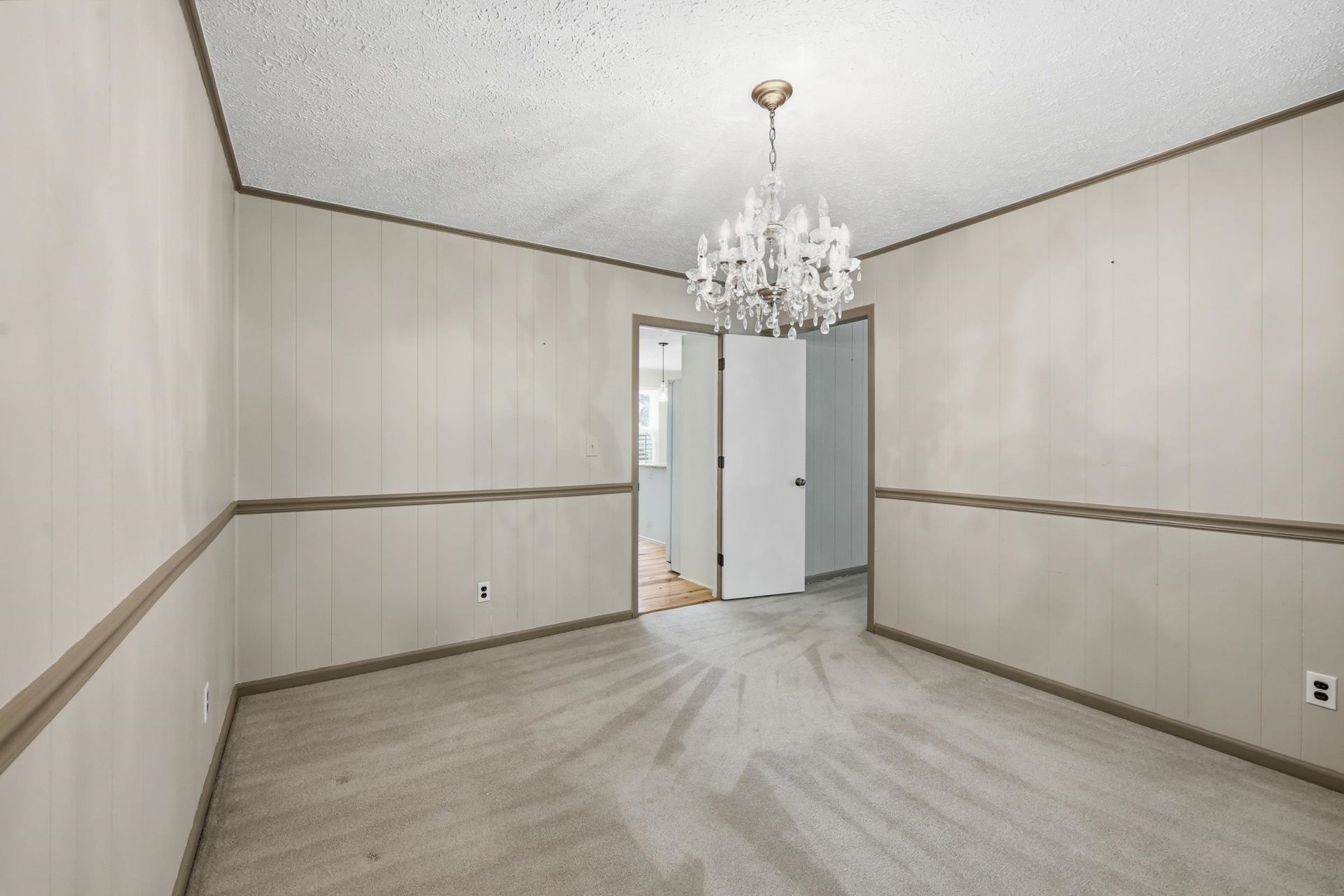 11091 Highway 707  Photo 14