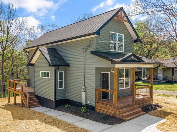 376 Nash Rd, Knoxville, TN 37914