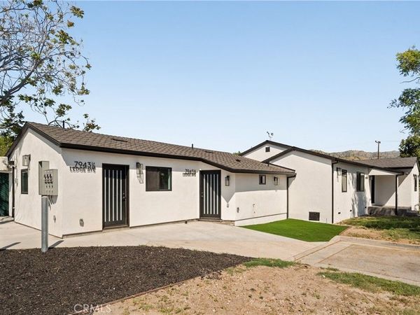 7943 Ledge Avenue, Sun Valley, CA 91352