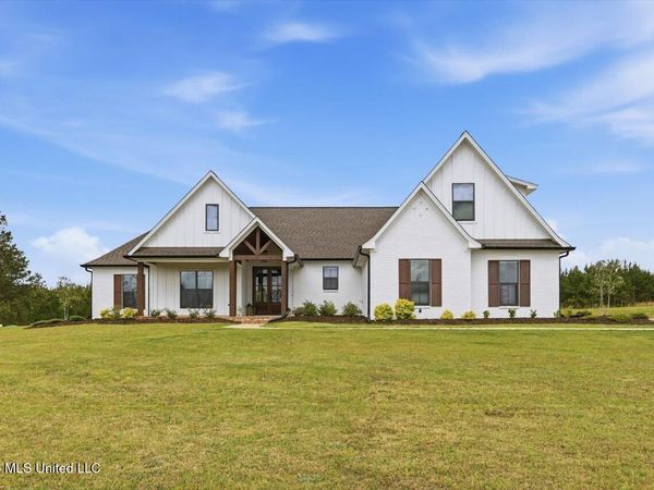 361 Stump Ridge Road, Brandon, MS 39047