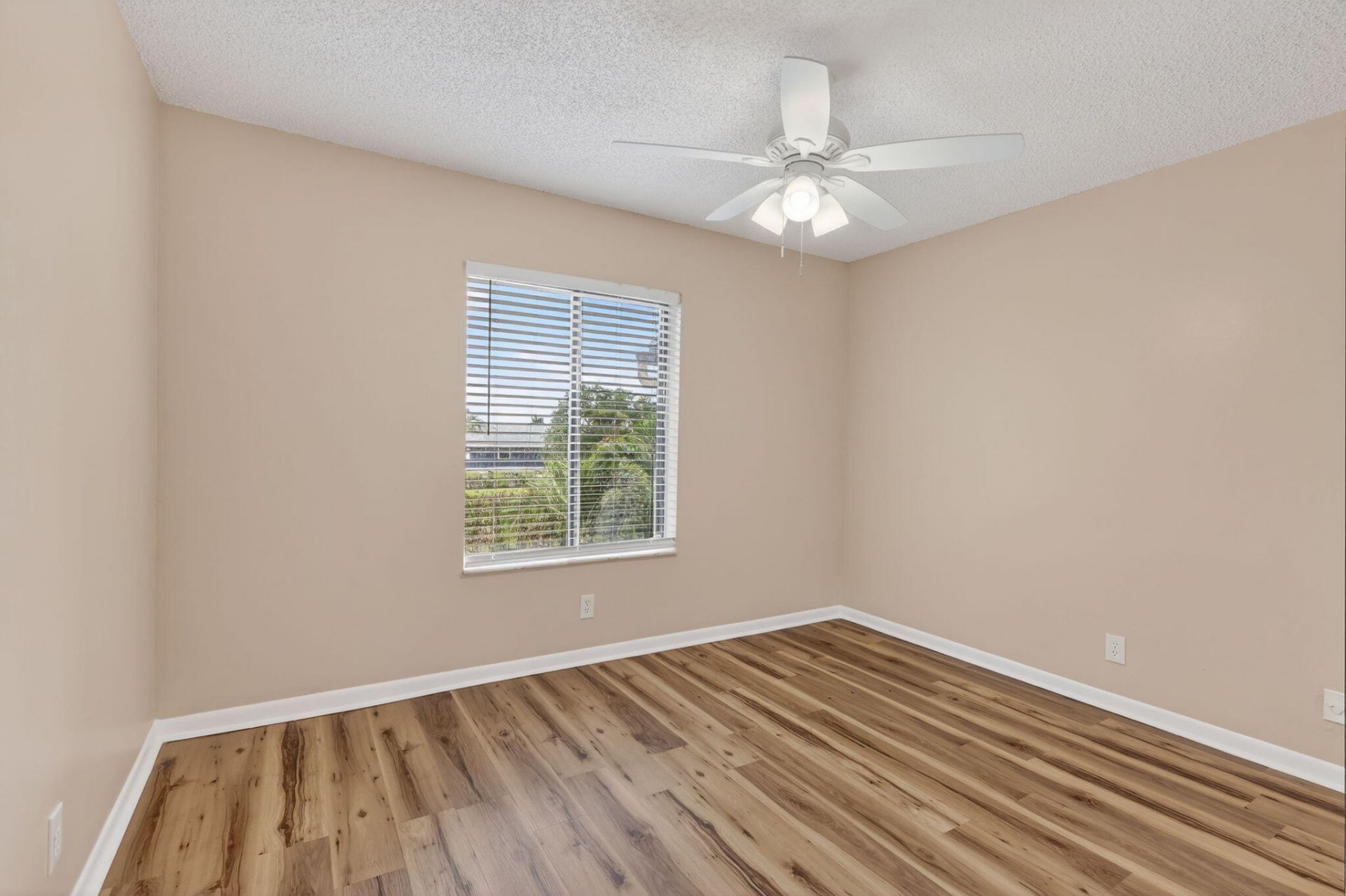 624 Sea Pine Way, Unit B3, Greenacres, FL 33415 Photo