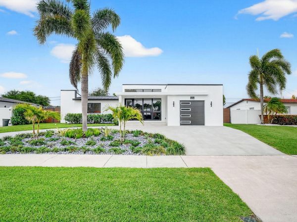 504 Flotilla Road, North Palm Beach, FL 33408