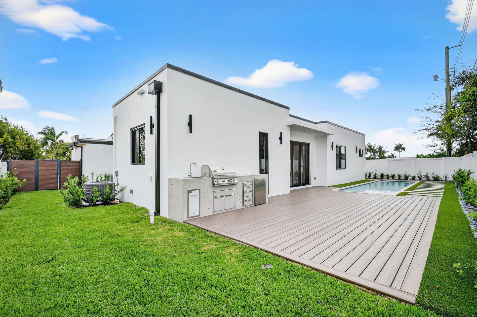 504 Flotilla Road, North Palm Beach, FL 33408 Photo