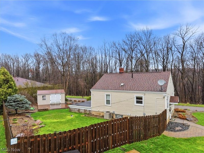 1734 Tonawanda Avenue, Akron, OH 44305 Photo 3