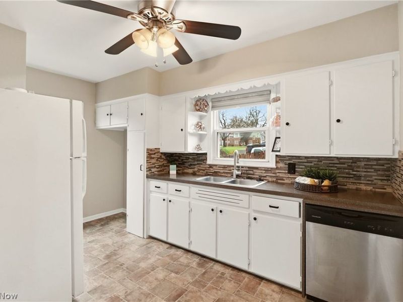 1734 Tonawanda Avenue, Akron, OH 44305 Photo 5