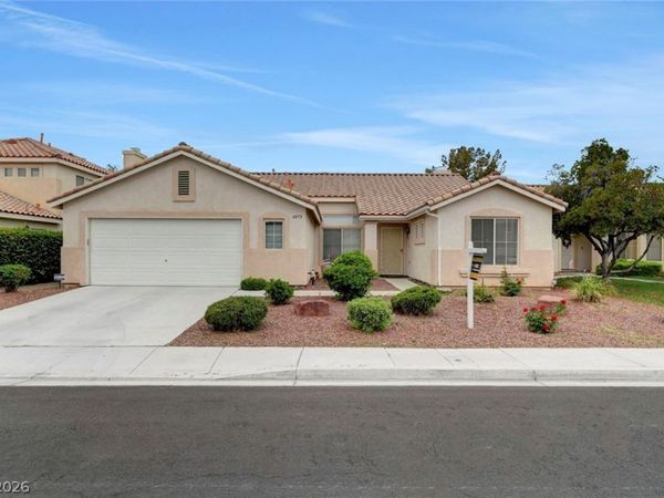 6073 Shadow Oak Drive, North Las Vegas, NV 89031