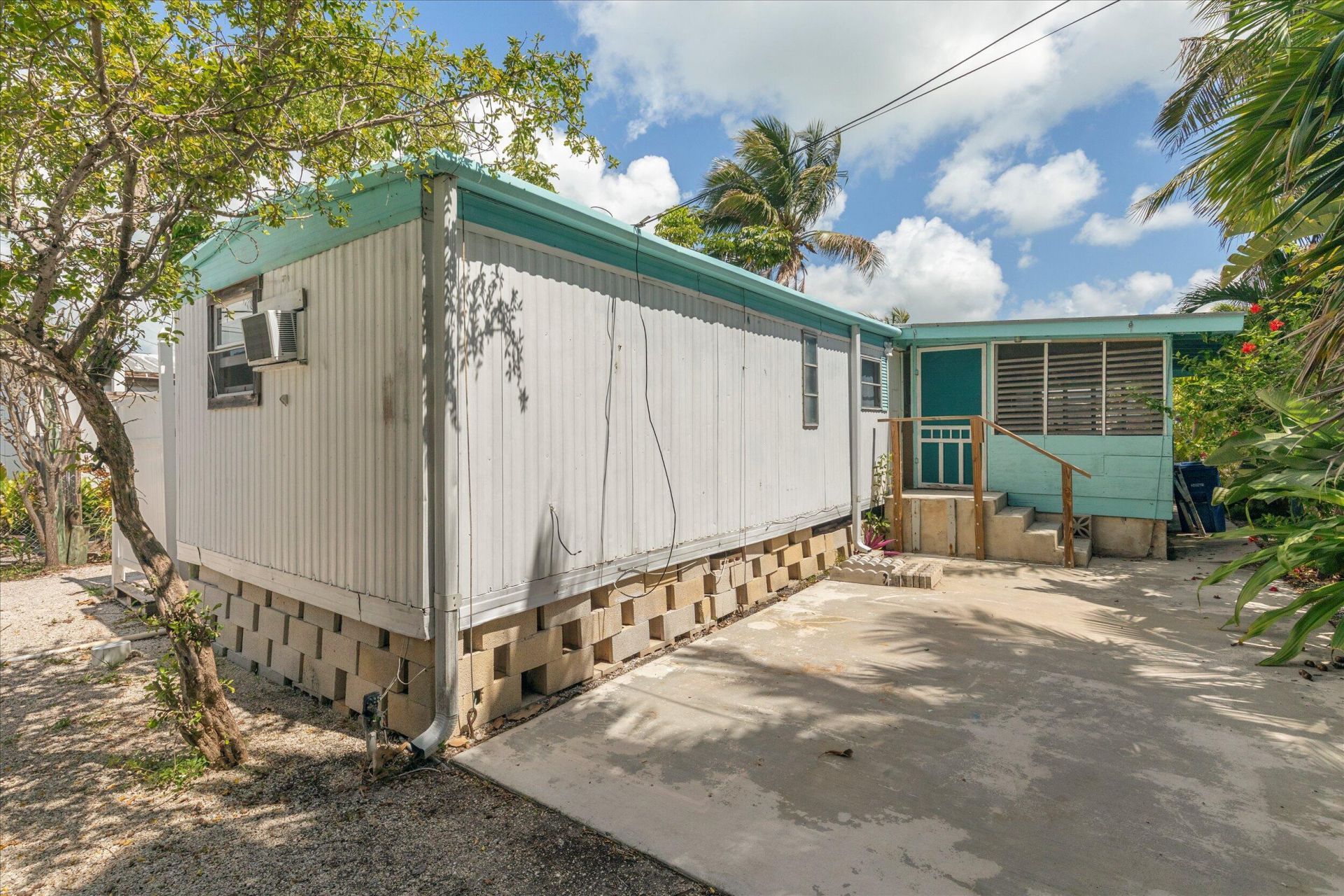 282 Scorpio Lane, Geiger, FL 33040 Photo