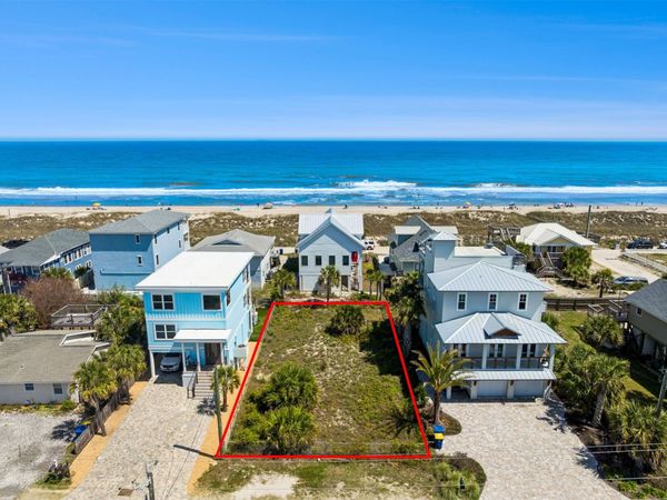628 N FLETCHER Avenue, Fernandina Beach, FL 32034