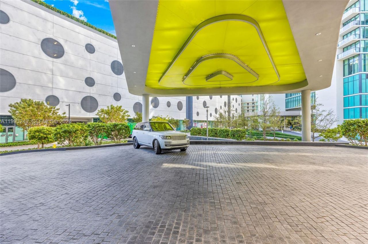 501 NE 31 St , Unit 2407, Miami, FL 33137 Photo