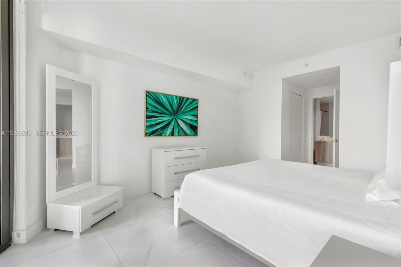 501 NE 31 St , Unit 2407, Miami, FL 33137 Photo