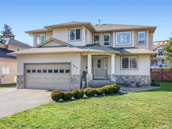 2318 Selwyn Rd , Langford, BC V9B 3K8