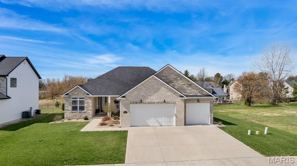 1619 Oglesby Drive , Edwardsville, IL 62025 Main Photo