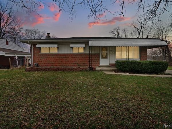 5616 Griggs Drive, Flint, MI 48504