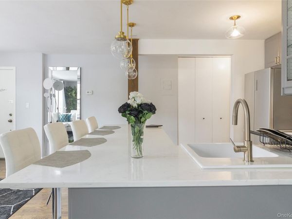 54 Erasmus Street , Unit 2D, Brooklyn, NY 11226