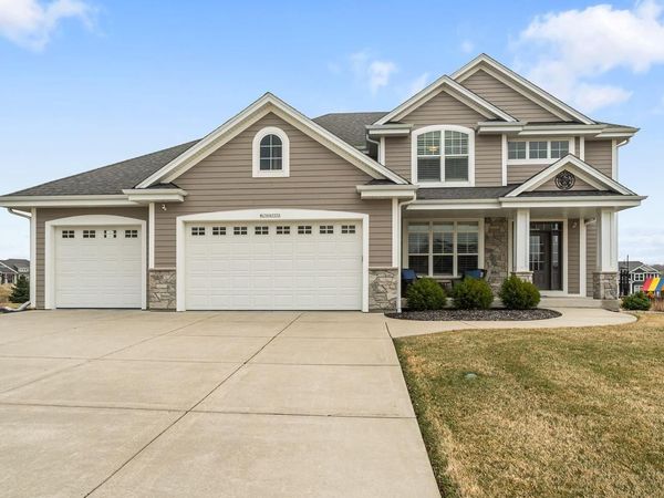 W236N7272 Meadow COURT, Sussex, WI 53089