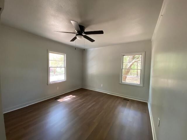 12139 Old Number Six Highway Photo 17