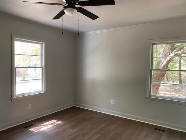 12139 Old Number Six Highway Photo 19