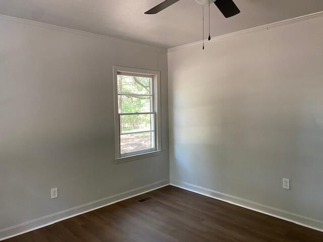 12139 Old Number Six Highway Photo 23