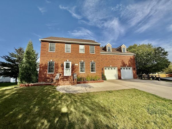 1522 N 20th Street, Aberdeen, SD 57401