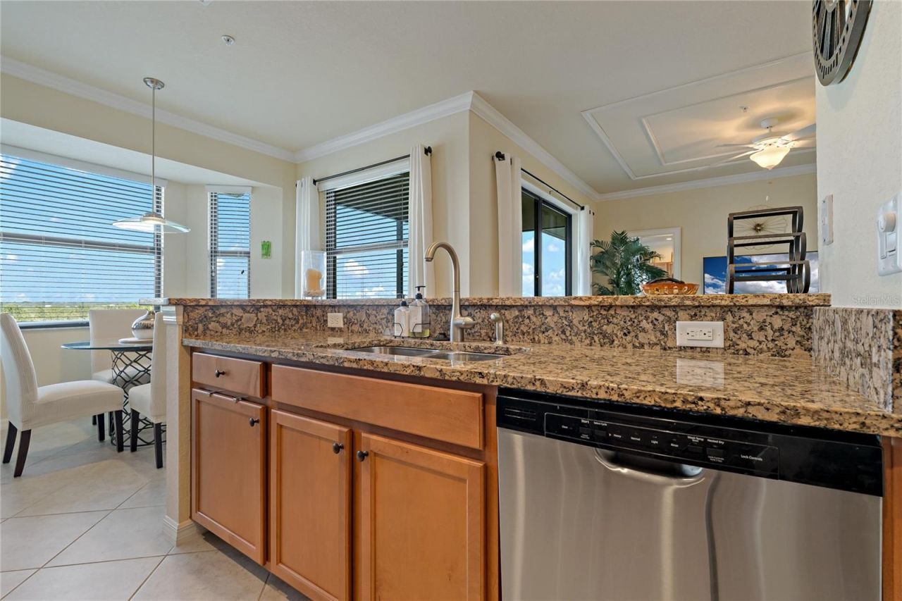 7015 River Hammock Drive , Unit 405, Bradenton, FL 34212 Photo