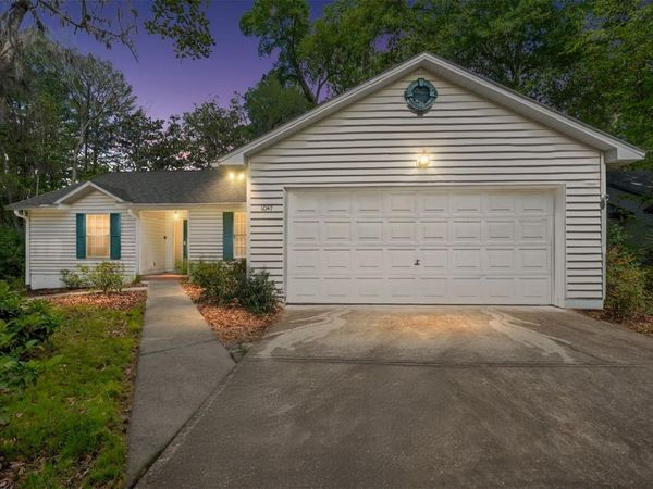 1047 NW 41ST DRIVE , GAINESVILLE, FL 32605