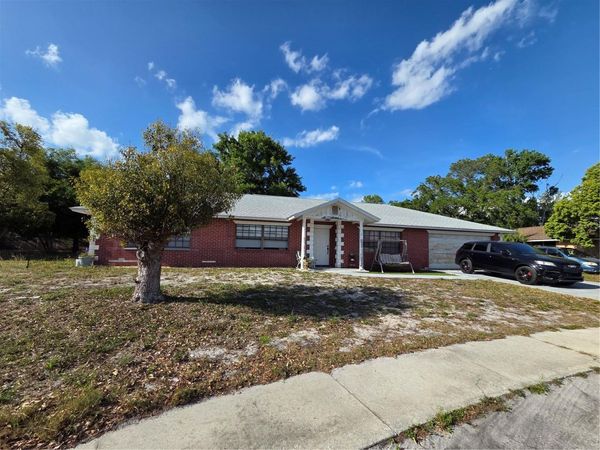 6425 VEGA DRIVE , PORT RICHEY, FL 34668