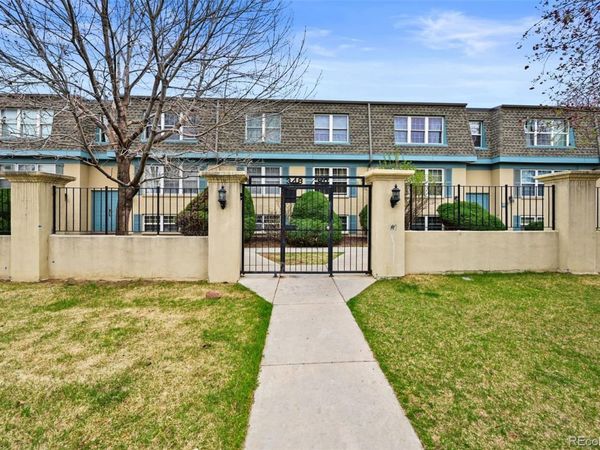 3480 S Akron Street , Unit 8, Denver, CO 80231