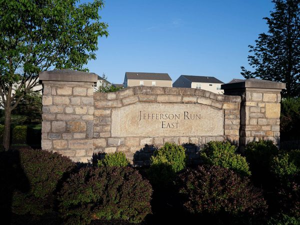 8649 Conestoga Valley Drive, Blacklick, OH 43004