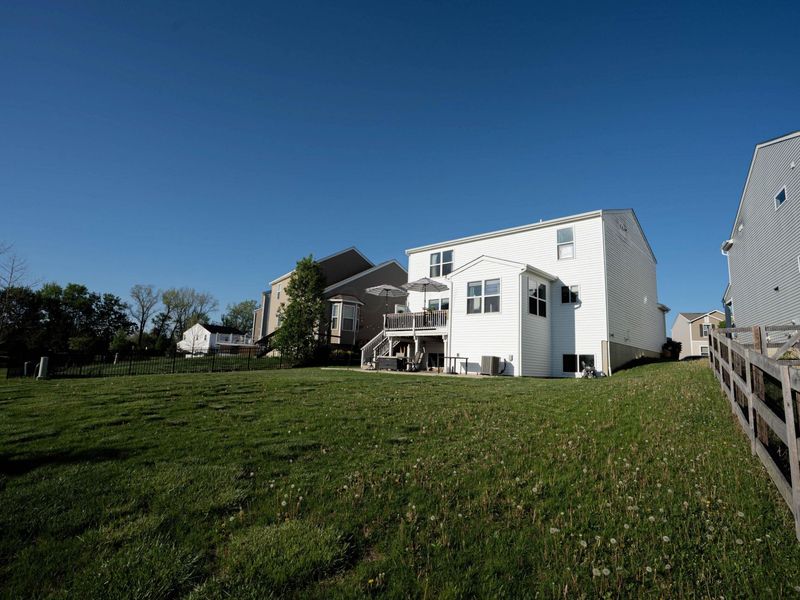 8649 Conestoga Valley Drive, Blacklick, OH 43004 Photo 16