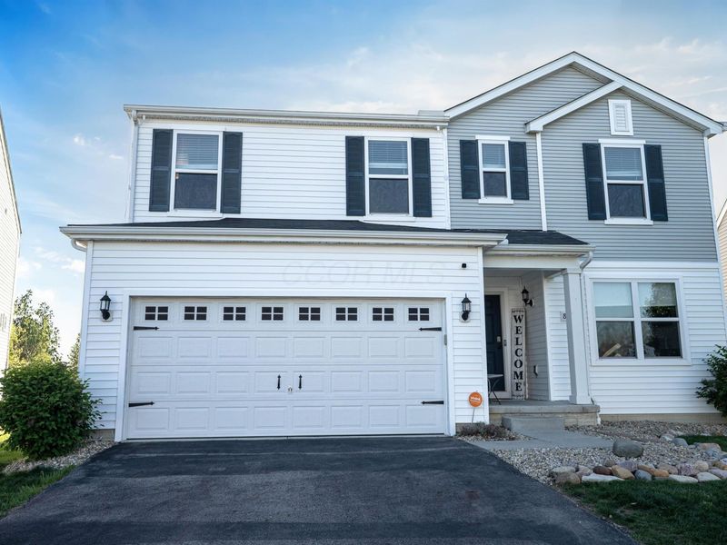 8649 Conestoga Valley Drive, Blacklick, OH 43004 Photo 2