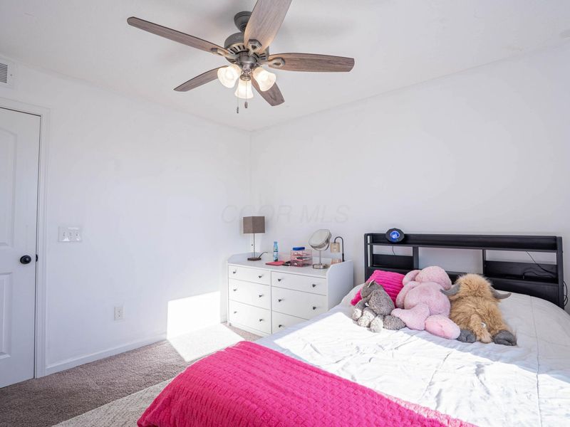 8649 Conestoga Valley Drive, Blacklick, OH 43004 Photo 27