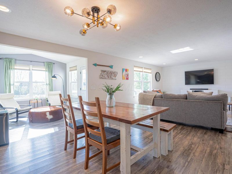 8649 Conestoga Valley Drive, Blacklick, OH 43004 Photo 9