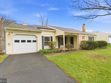 1706 FANTASIA CIRCLE, HERNDON, VA 20170