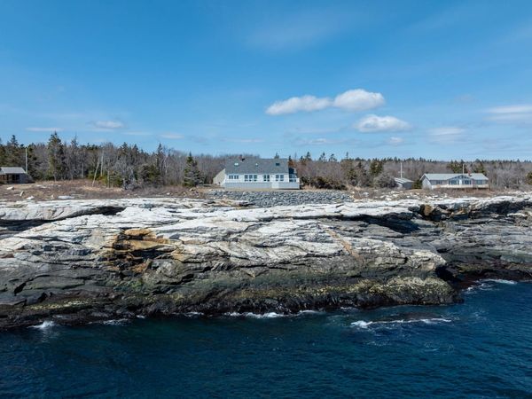 95 Pumpkin Cove Road, Bristol, ME 04554