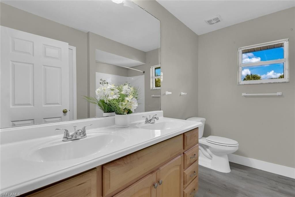 814 NW 11th Pl, Cape Coral, FL 33993 Photo