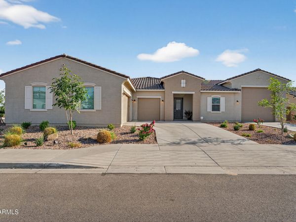 18209 W COLTER Street, Litchfield Park, AZ 85340