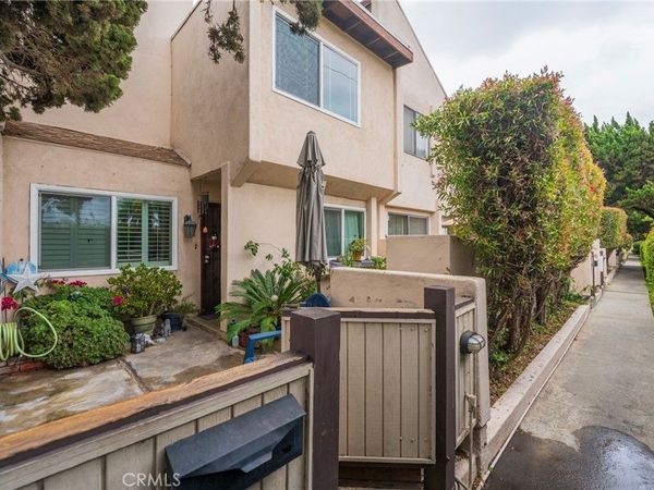 16710 Orange Ave., Unit A1, Paramount, CA 90723
