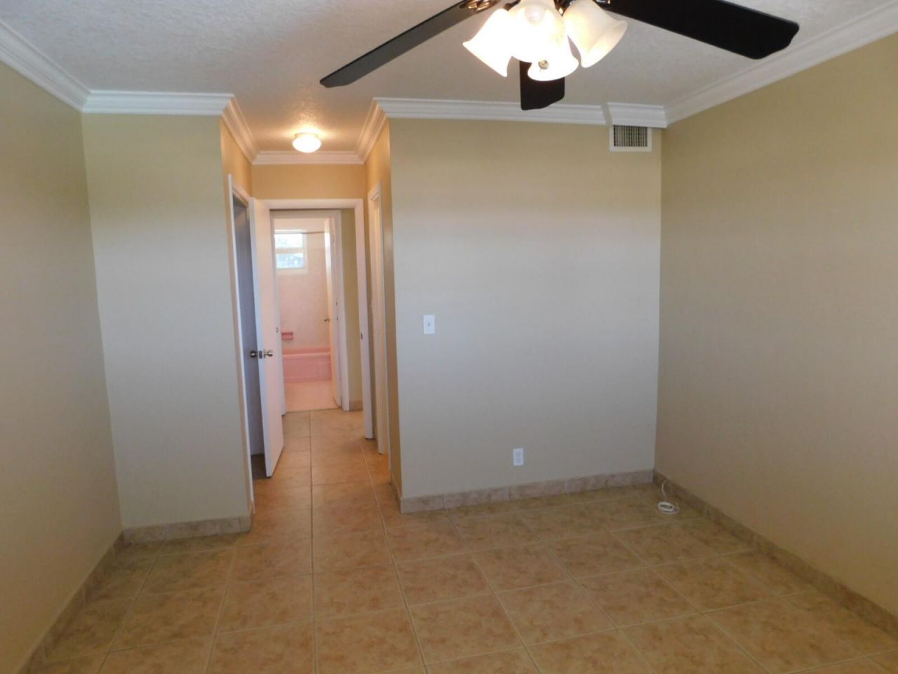 4770 NW 10 Court Nw, Unit 306, Plantation, FL 33313 Photo