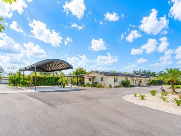 24655 SW 212th Ave, Homestead, FL 33031