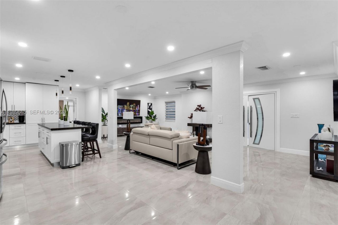 24655 SW 212th Ave, Homestead, FL 33031 Photo