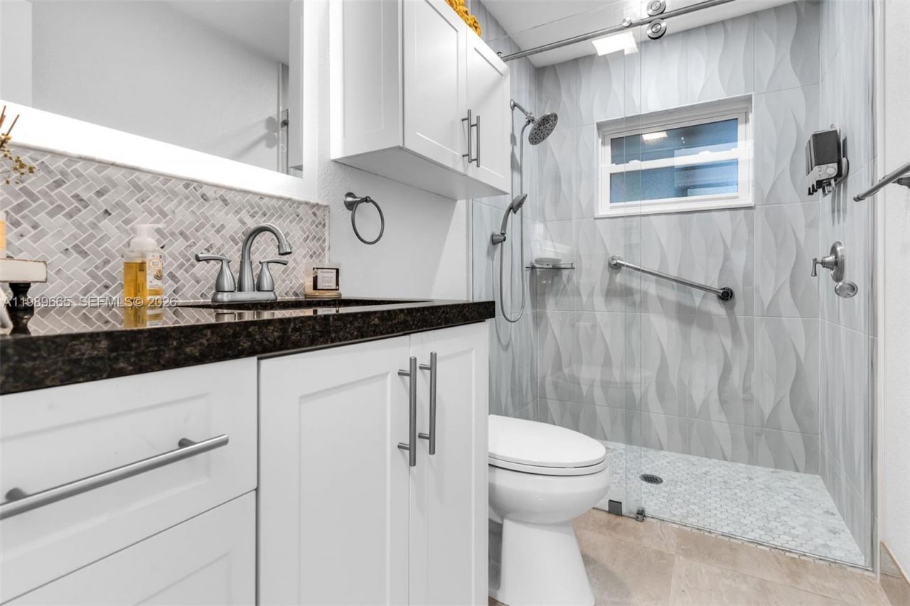 24655 SW 212th Ave , Homestead, FL 33031 Photo