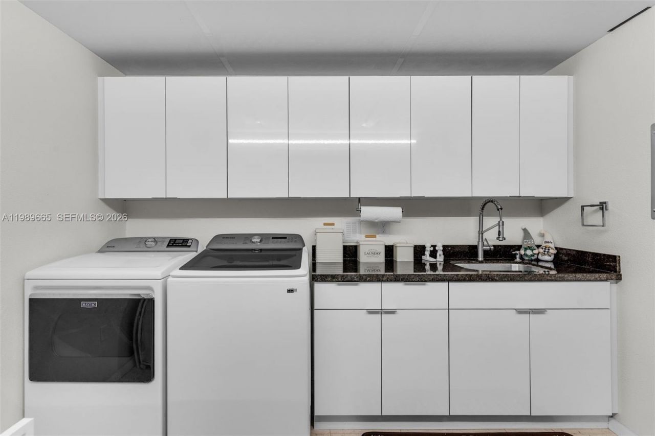 24655 SW 212th Ave , Homestead, FL 33031 Photo