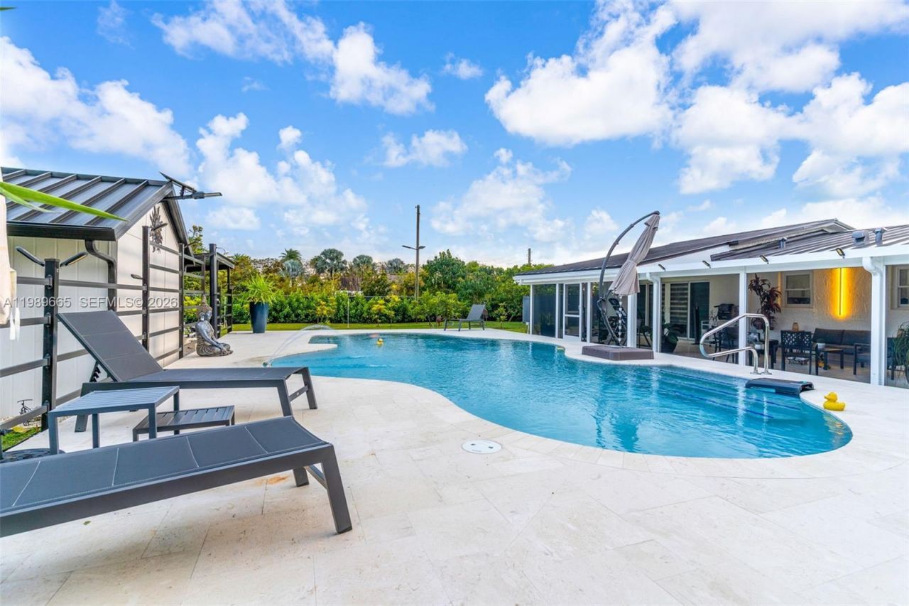 24655 SW 212th Ave, Homestead, FL 33031 Photo