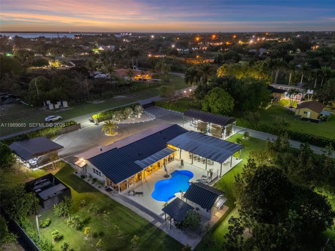 24655 SW 212th Ave , Homestead, FL 33031 Photo