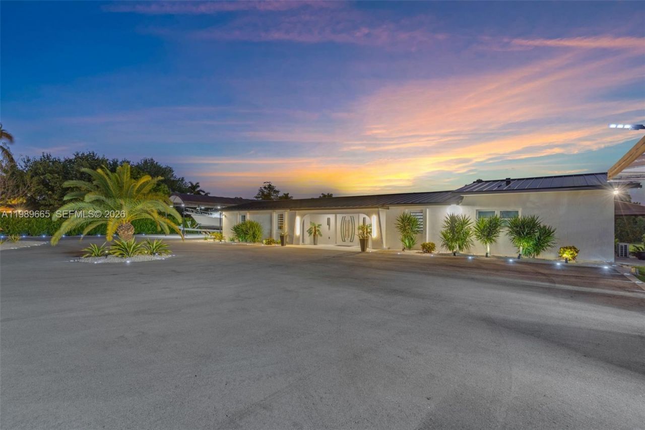 24655 SW 212th Ave, Homestead, FL 33031 Photo