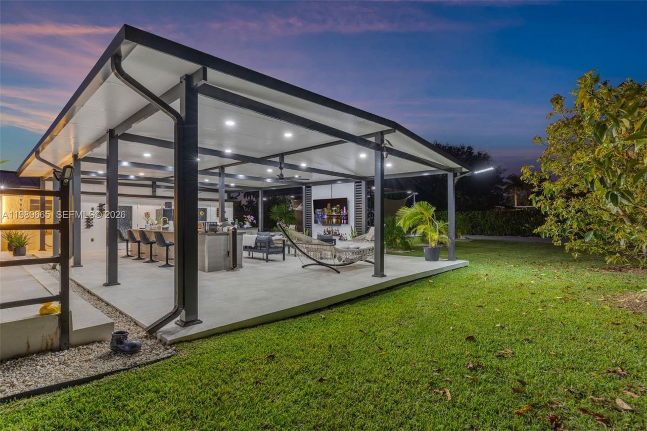 24655 SW 212th Ave , Homestead, FL 33031 Photo