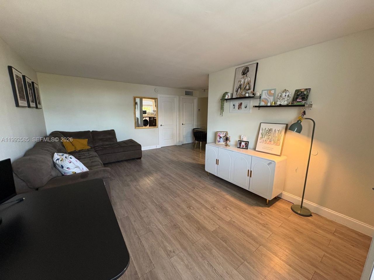 910 Michigan Ave, Unit 505, Miami Beach, FL 33139 Photo